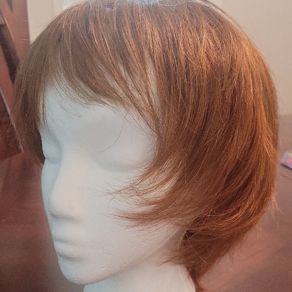 Stylish Medium Auburn Wig for Women - Picture 1 of 6